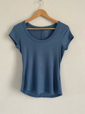 American Eagle Outfitters Dusty Blue Scoop Neck Ribbed Short Sleeve Tee